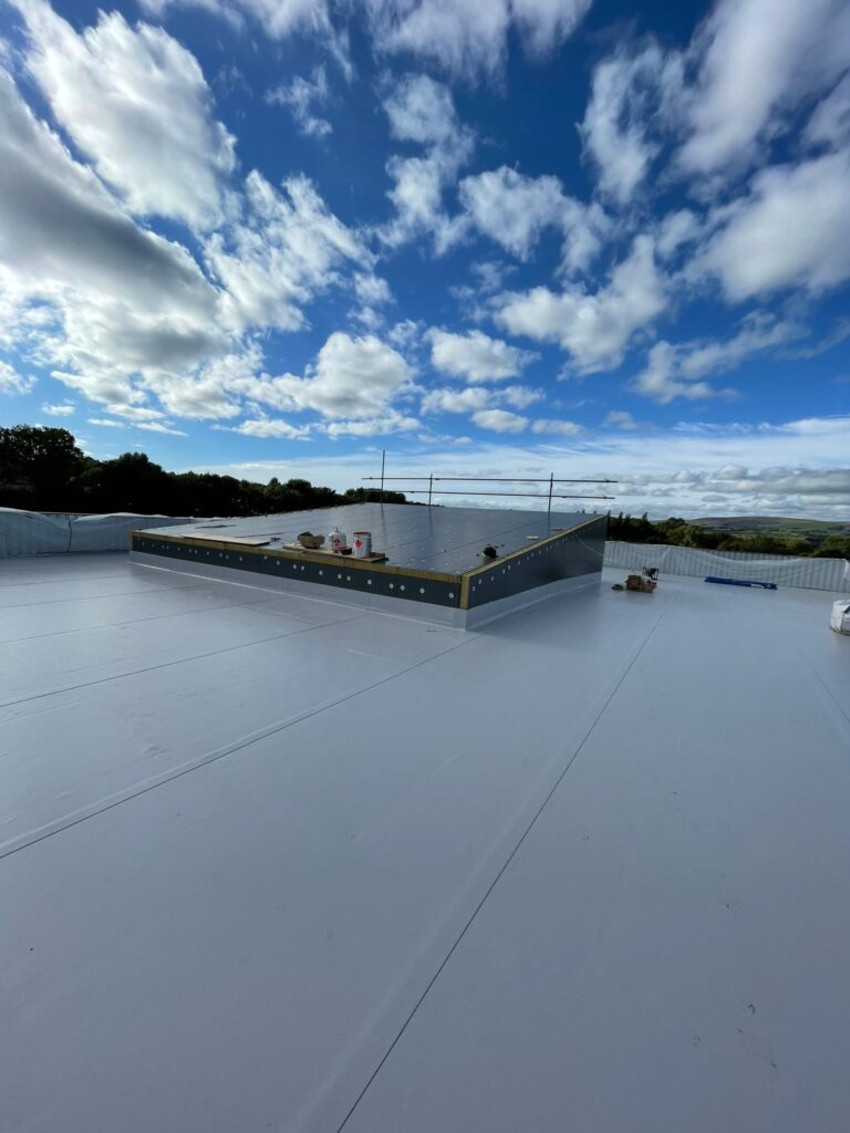 choose single ply roofing for maximum UV protection